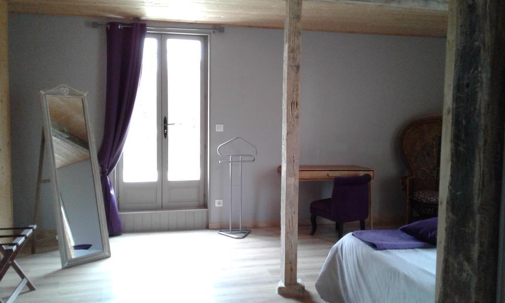Au Passage Des Grues Bed & Breakfast Drosnay Exterior photo